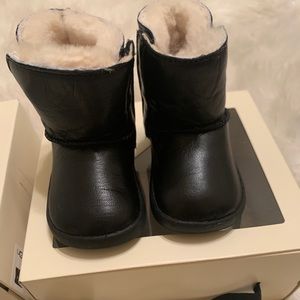 Uggs -SOLD